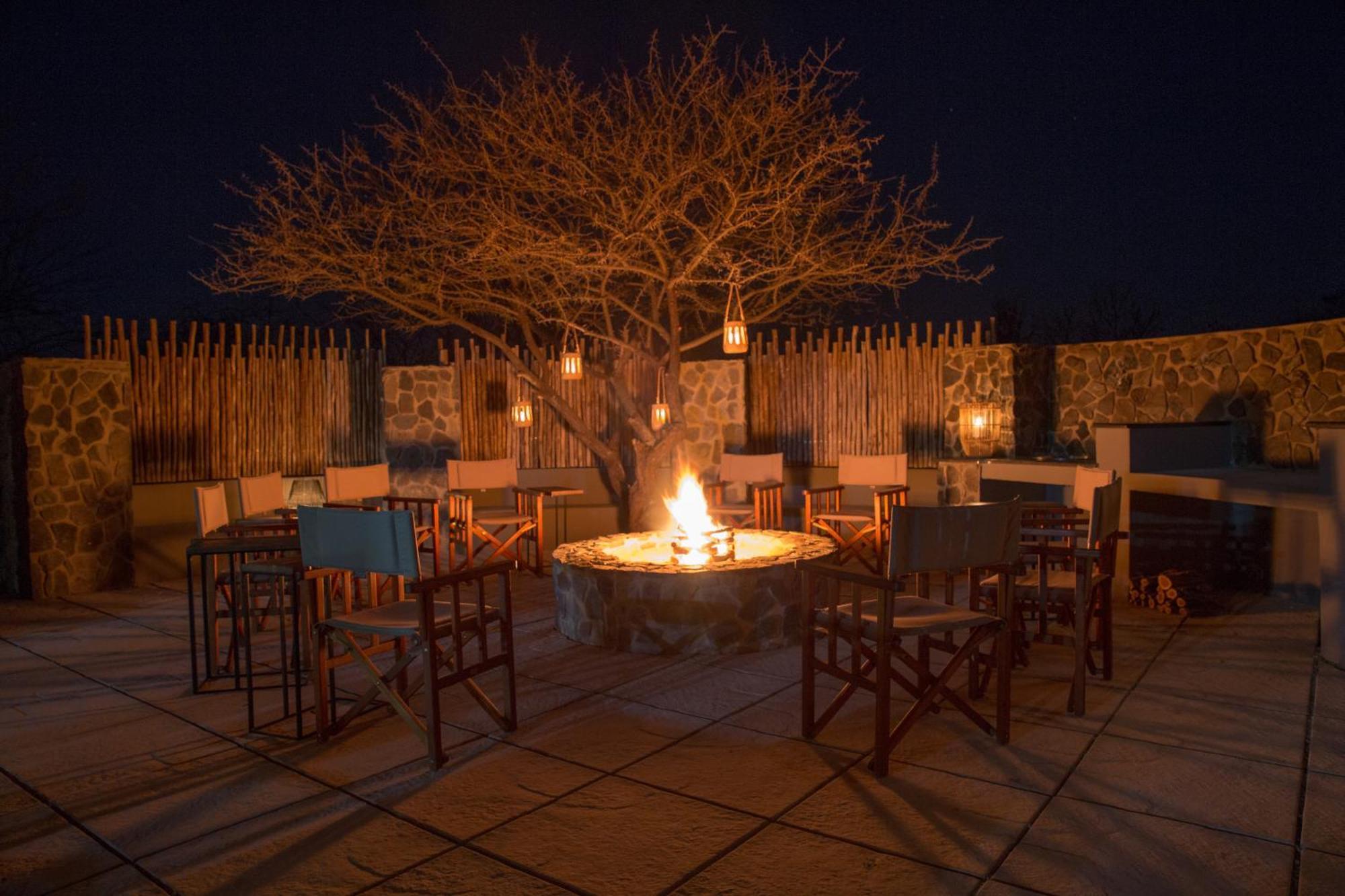Ntamba Safari Lodge Matlhagame Екстериор снимка